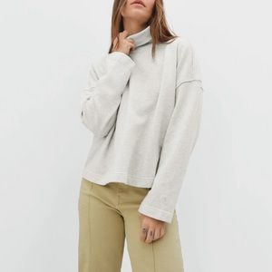 Everlane • NWOT The Turtleneck Sweatshirt